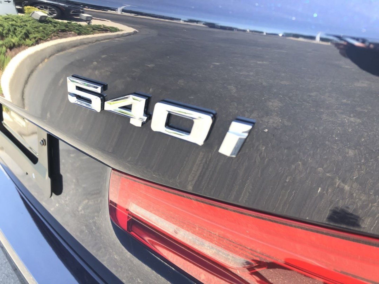Used 2017 BMW 540i RWD image 10