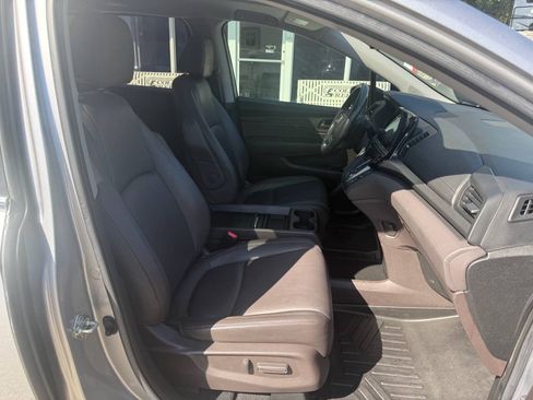 Used 2019 Honda Odyssey EX-L image 21