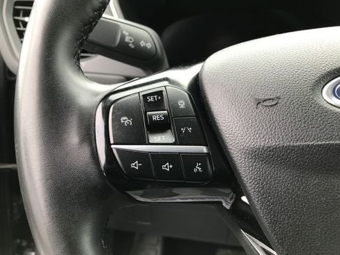 Used 2023 Ford Escape Platinum image 8