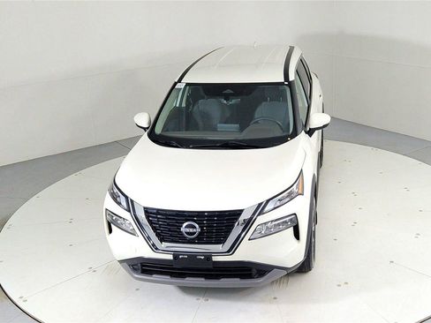 Certified 2023 Nissan Rogue SV image 14