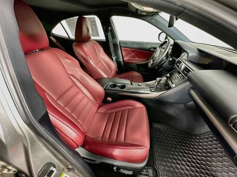 Used 2018 Lexus IS 350 AWD image 36