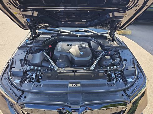 New 2027 BMW 530i RWD image 31