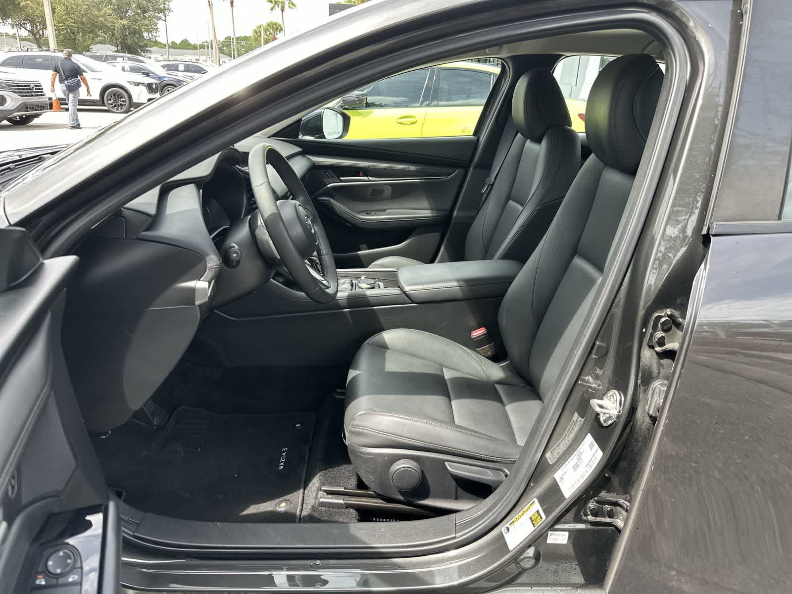 Used 2024 MAZDA MAZDA3 s FWD image 2