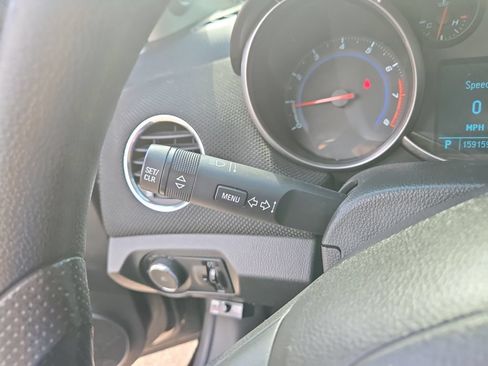 Used 2011 Chevrolet Cruze LT FWD image 31