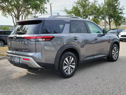 Certified 2024 Nissan Pathfinder SL AWD/4WD image 6