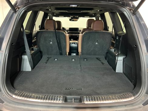 Used 2022 Kia Telluride SX w/ SX Prestige Package AWD/4WD image 23