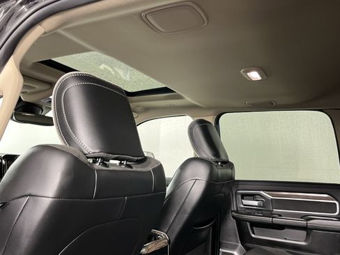Used 2020 RAM 3500 Laramie image 16