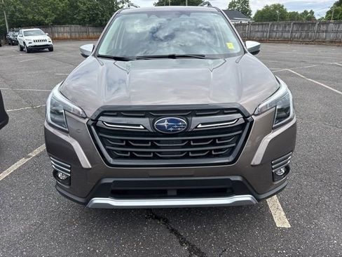 Certified 2024 Subaru Forester Touring w/ Convenience Package AWD/4WD image 2