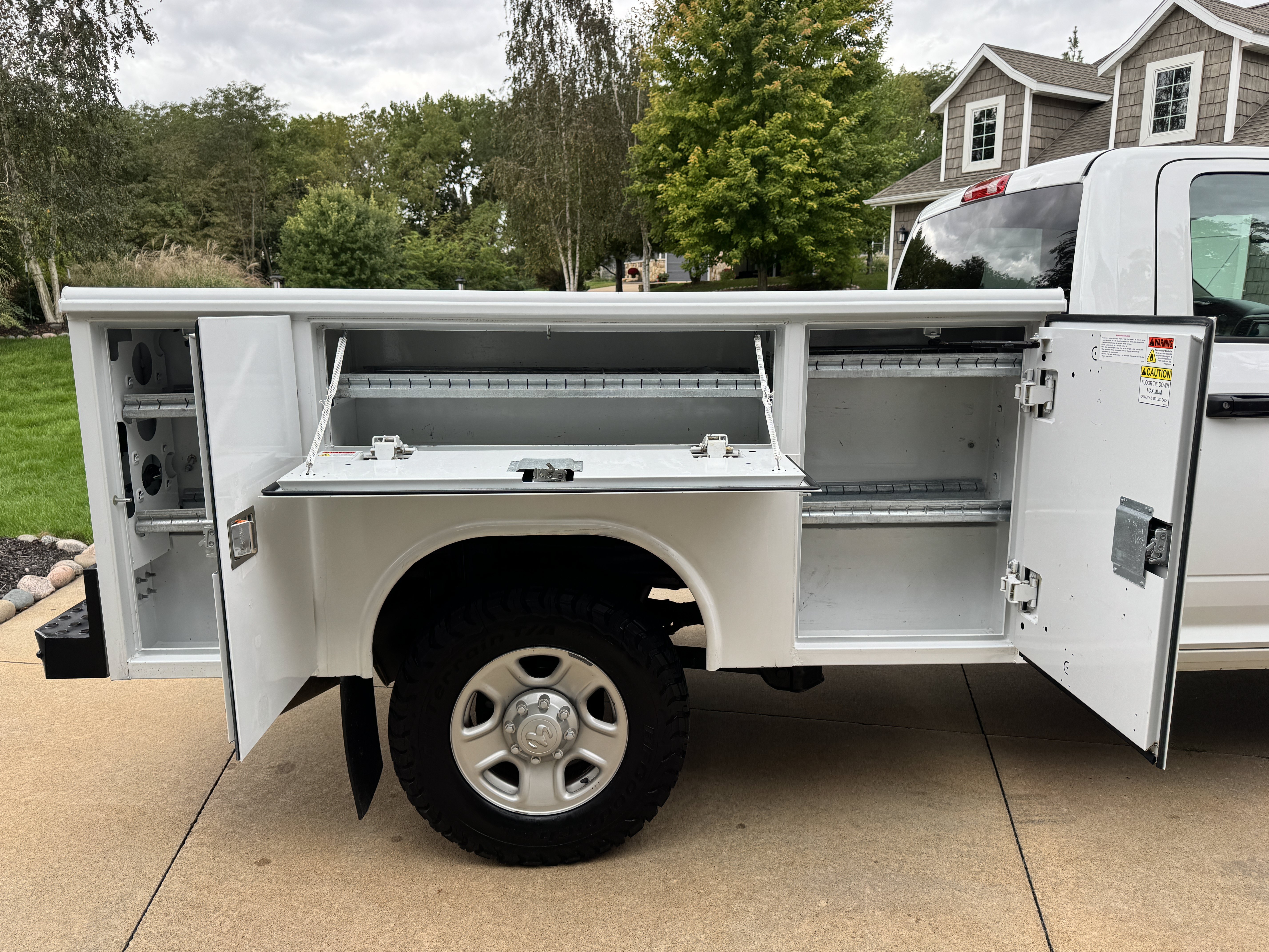 Used 2018 RAM 2500 Tradesman w/ Snow Chief Group AWD/4WD image 30