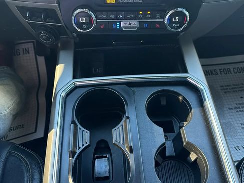 Used 2022 Ford F250 Lariat w/ Black Appearance Package AWD/4WD image 28