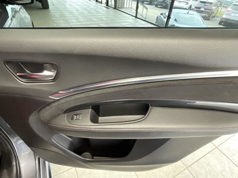 Used 2019 Acura MDX A-Spec image 16