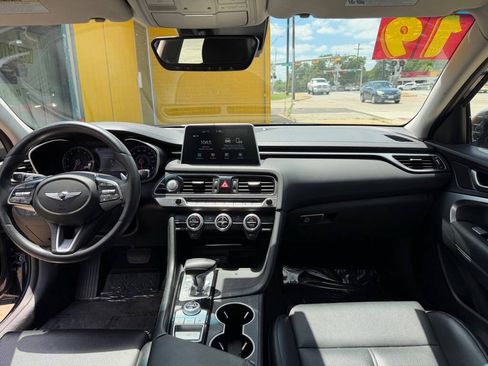 Used 2019 Genesis G70 2.0T Advanced RWD image 16