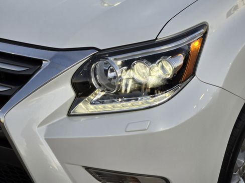 Used 2018 Lexus GX 460 Premium image 7