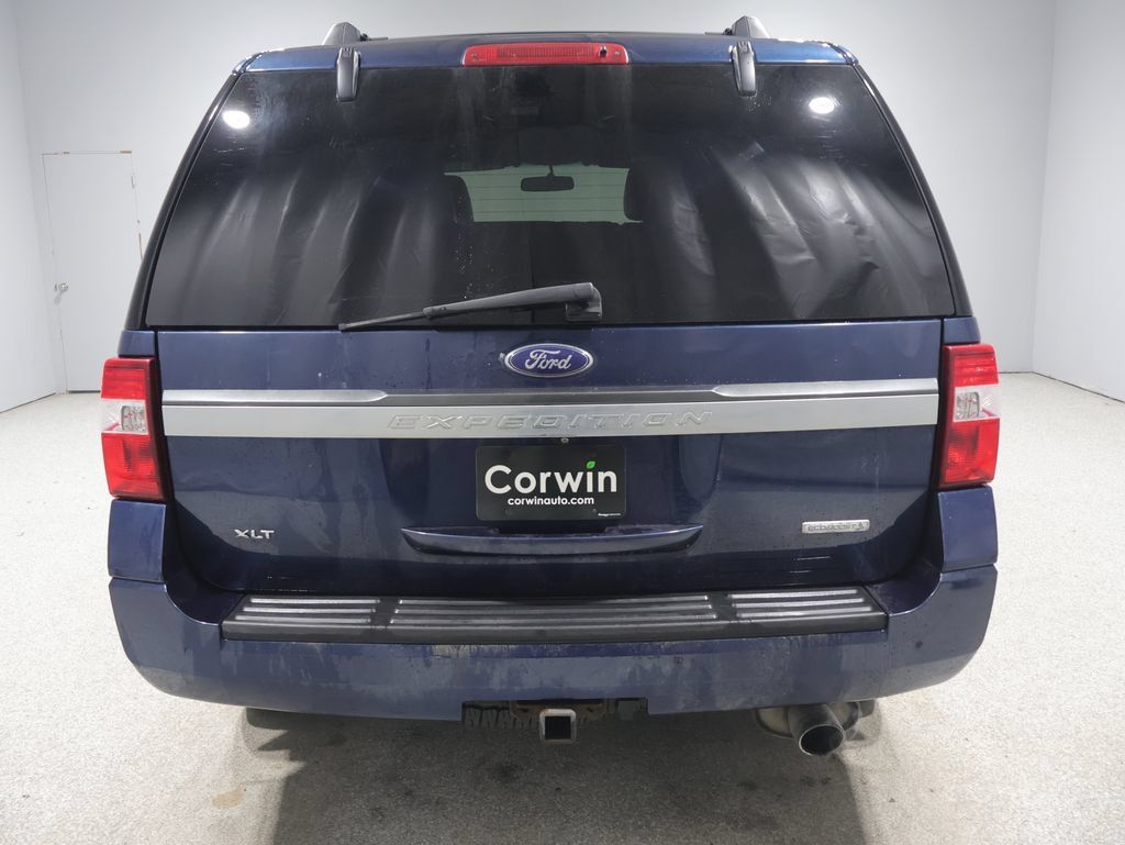 Used 2017 Ford Expedition XLT w/ Equipment Group 202A AWD/4WD image 12