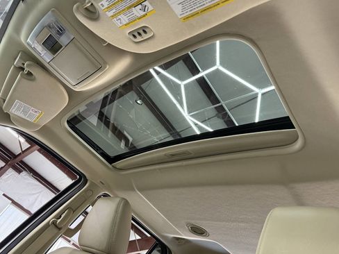 Used 2017 Lincoln Navigator L Reserve image 33