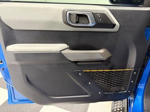 Used 2022 Ford Bronco Badlands image 15