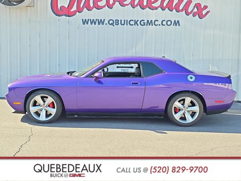 Used 2010 Dodge Challenger SRT8 w/ SRT Option Group II RWD image 5