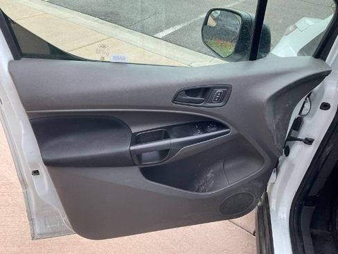 Used 2020 Ford Transit Connect XL FWD image 5
