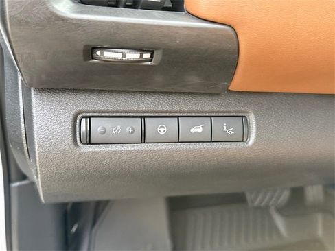 New 2026 Nissan Pathfinder Platinum w/ Cargo Package image 24