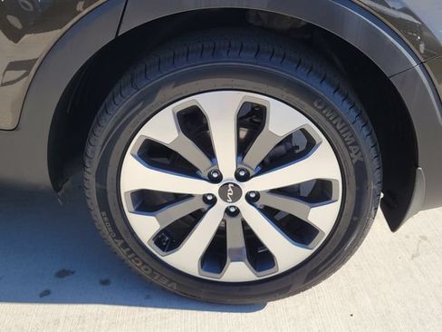 Used 2022 Kia Telluride S AWD/4WD image 21