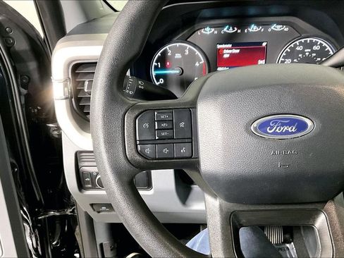 Used 2025 Ford F250 XLT image 18