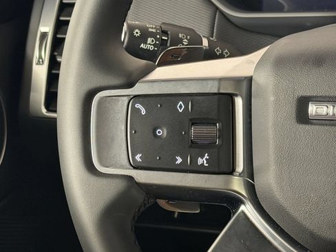 Used 2026 Land Rover Discovery Limited Edition AWD/4WD image 14