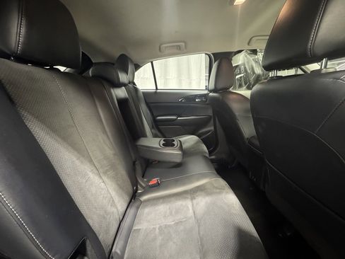 Used 2024 Mitsubishi Eclipse Cross AWD image 25