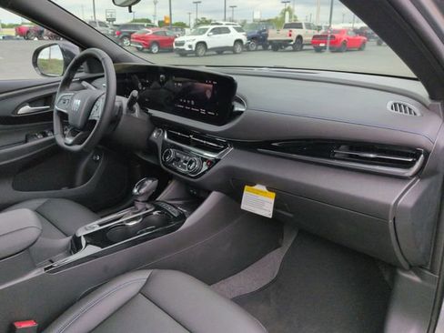 New 2026 Buick Envista Sport Touring w/ Convenience I Package FWD image 27
