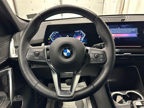 Used 2025 BMW X1 xDrive28i image 18