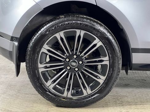 Used 2026 Land Rover Range Rover Evoque Dynamic SE AWD/4WD image 10