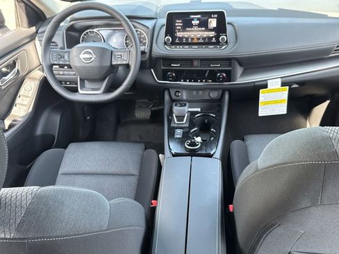 New 2025 Nissan Rogue SV image 20