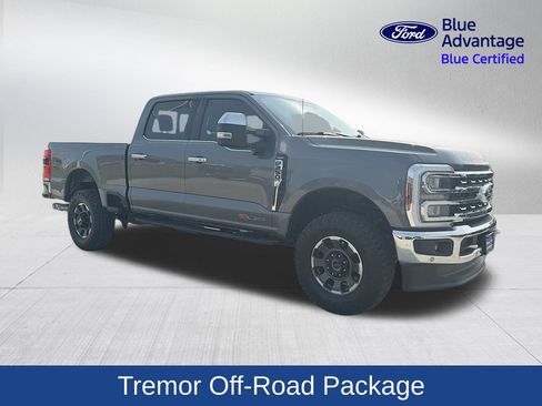 Certified 2024 Ford F250 Lariat w/ Lariat Ultimate Package AWD/4WD image 4