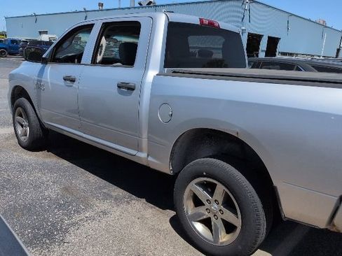Used 2013 RAM 1500 Express AWD/4WD image 7
