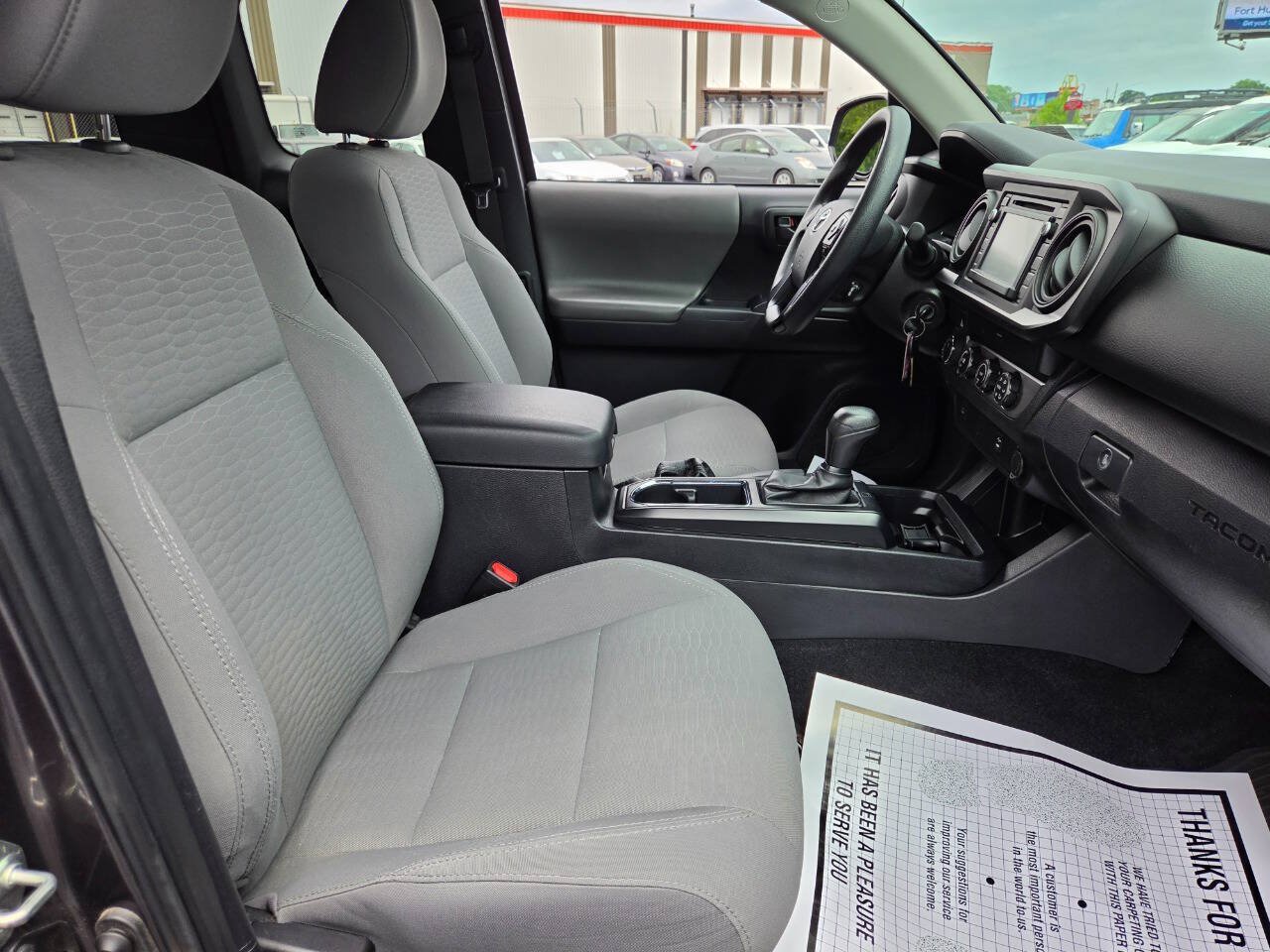 Used 2019 Toyota Tacoma SR AWD/4WD image 41