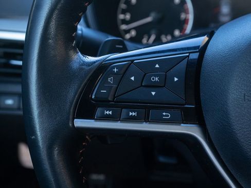 Used 2023 Nissan Altima 2.5 SR image 17