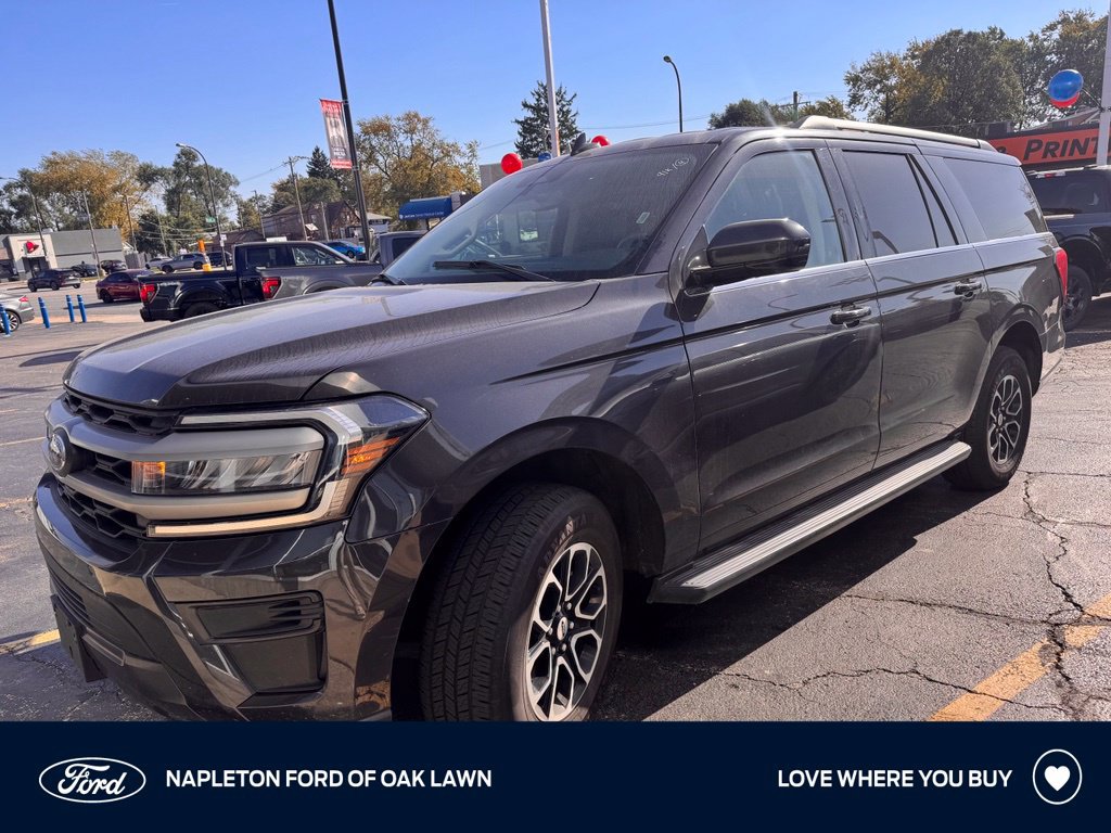 Used 2024 Ford Expedition Max XLT AWD/4WD image 1