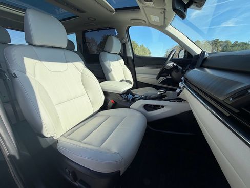 Used 2025 Kia Telluride SX image 23