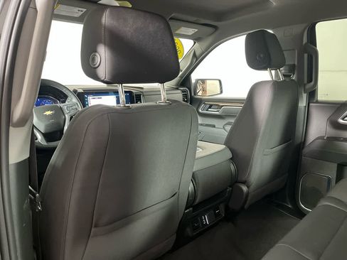 Used 2025 Chevrolet Silverado 1500 LT image 25