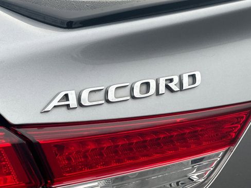 Used 2022 Honda Accord Sport image 26