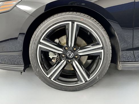 Certified 2023 Honda Accord Sport image 29