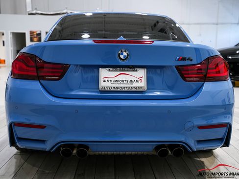 Used 2020 BMW M4 Convertible w/ Competition Package image 18