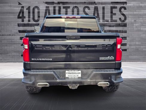 Used 2020 Chevrolet Silverado 1500 High Country w/ Technology Package image 4