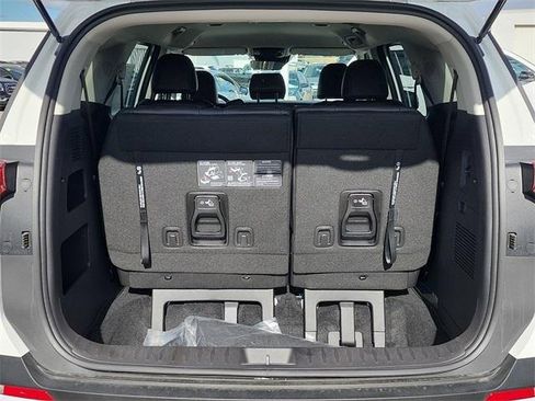 New 2026 Kia Carnival image 6