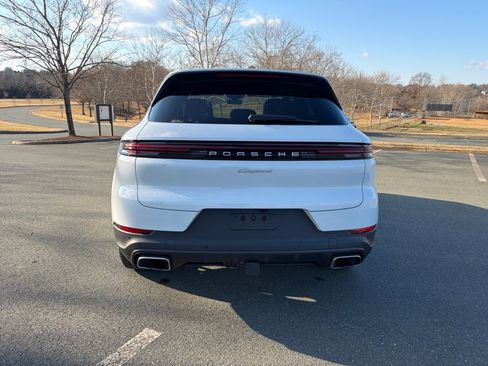 Certified 2025 Porsche Cayenne image 6