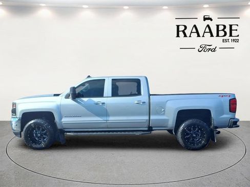Used 2017 Chevrolet Silverado 1500 LT w/ All Star Edition AWD/4WD image 4
