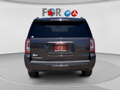 Used 2015 GMC Yukon SLE w/ Convenience Package AWD/4WD image 4