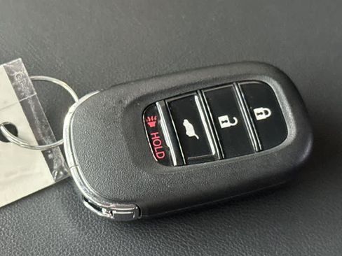 Used 2024 Honda HR-V LX image 28