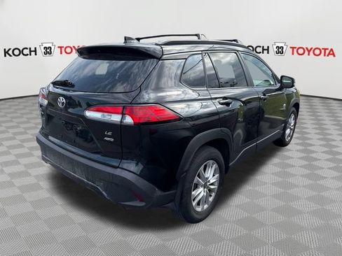 Used 2023 Toyota Corolla Cross LE w/ Moonroof Package AWD/4WD image 7