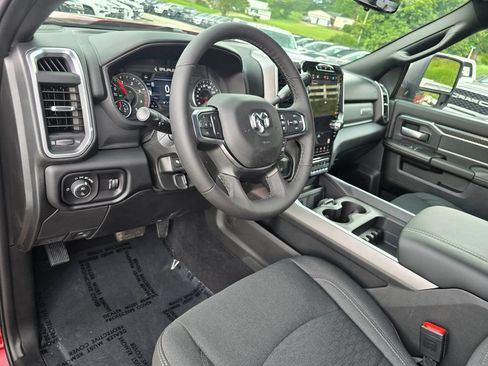 New 2026 RAM 2500 Big Horn AWD/4WD image 22