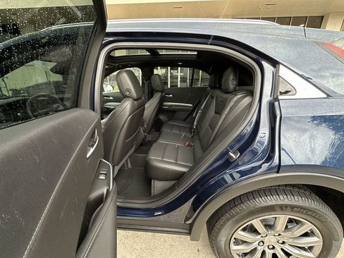 Used 2021 Cadillac XT4 Premium Luxury image 30